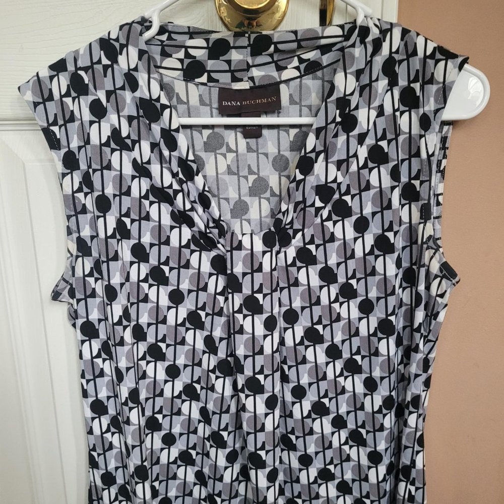 Dana Buchman  Dressy Tank